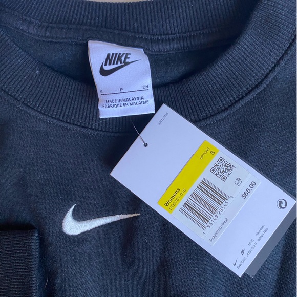 NIKE CROP PULLOVER NWT - Picture 3 of 4